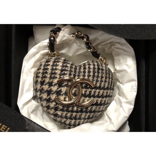 Collana CHANEL cuore rara