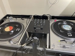 Vinyl DJ Decks and Mixer in a ODYUSA flight case. - Picture 1 of 3