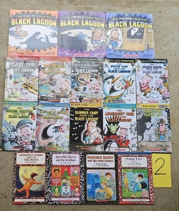 Lot 19 BLACK LAGOON & Horrible Harry Adventure Books Librarian Principal Pet - Imagen 1 de 4