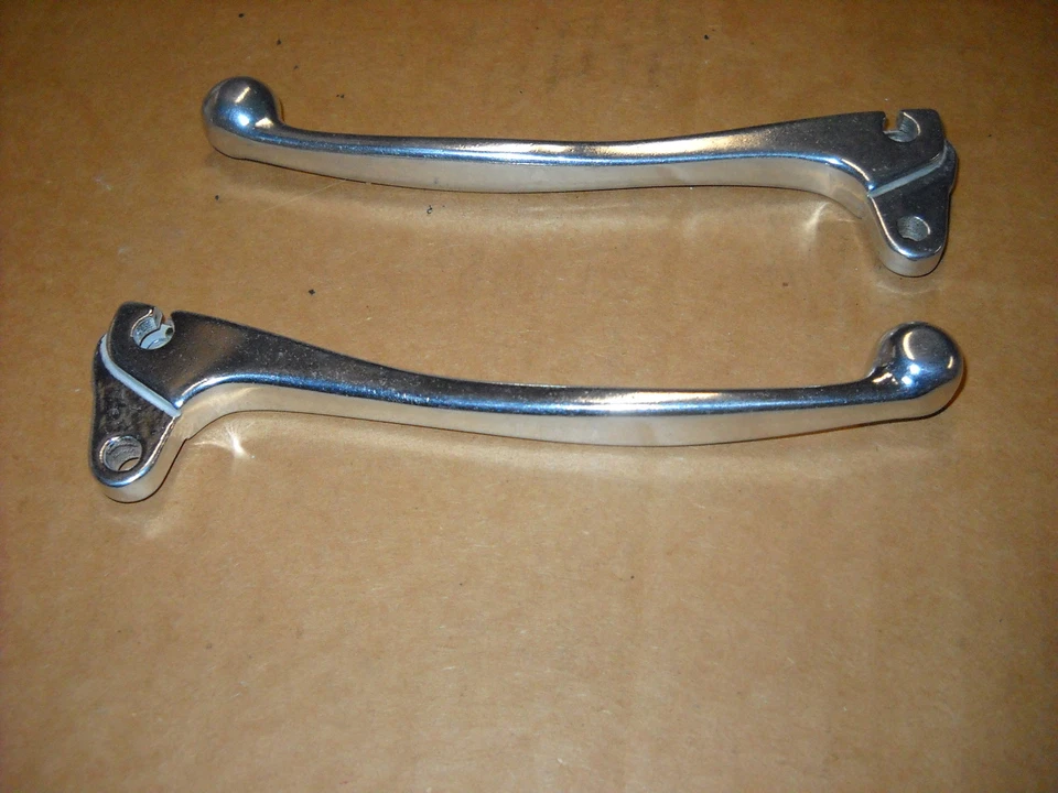Рычаг тормоза и сцепления Kawasaki MT1 KV75 G3 G4 F12 F5 F7 F8 F11 F6 KM100 - Изображение 1 из 1