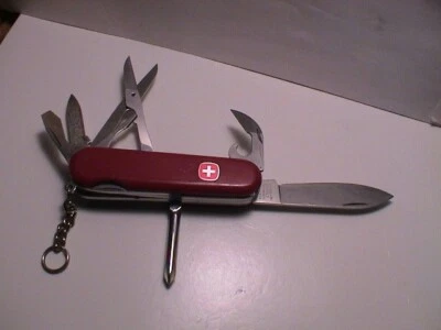 NAVAJA DE BOLSILLO WENGER DELEMONT SUIZA HERRAMIENTA MULTIFUNCIÓN CAZA ACERO INOXIDABLE Foto 1 de 4