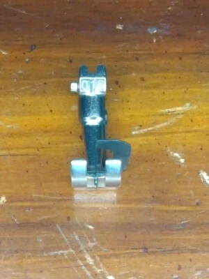 Bernina Genuine 016 Blind Stitch Hem Foot - Image 1 of 4