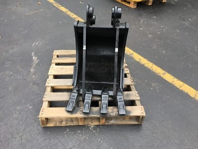 New 16" Heavy Duty Excavator Bucket for Caterpillar 303CCR - Image 1 of 4