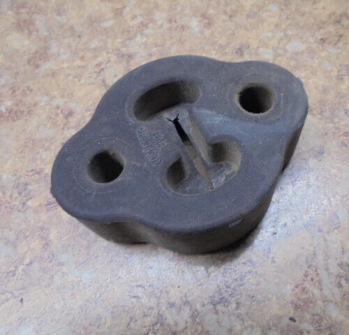 Резиновое крепление подвески для выхлопной трубы 2002 SATURN SC2 SC 2 S Series 2001 2000 - Изображение 1 из 1