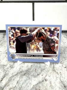 2022 TOPPS SERIES 2 #648 A POWERFUL HONOR Fernando Tatis Fathers Day SSP - 39/50 - Picture 1 of 3