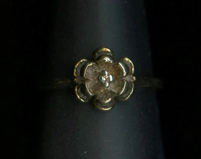 Anillo de oro amarillo macizo de 10K 2,96 gramos talla 6,5 diamante natural flor piña) xd Foto 1 de 3