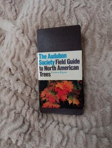 The Audubon Society Field Guide to North American Trees Eastern Region Book - Picture 1 of 6