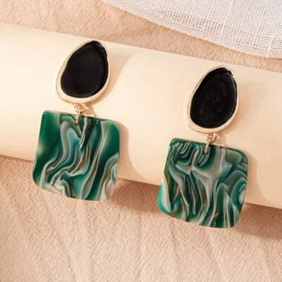 Glass Statement Earrings Red Rhinestone Gold Shoulder Duster Pierced - Image 1 of 4