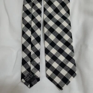 Corbata delgada ajustada locura para hombre negra a cuadros de guinga 100 % algodón corbata nueva con etiquetas - Imagen 1 de 5