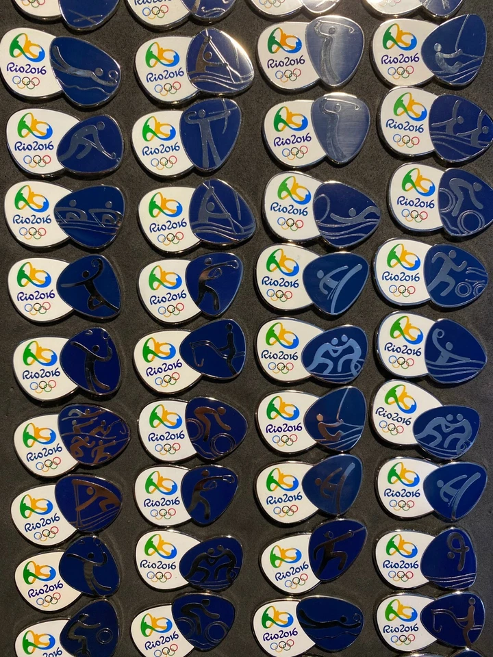 RIO 2016 OLYMPIC  pin BADGE Sport pictogram logo - Choose your sport! - Image 1 of 1