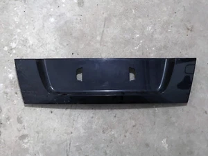 Saab 9-5 Kombi Heckblende Hella 5283619 Kennzeichenblende _ midnight blue 257 - Bild 1 von 3