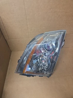 2008-2014 Cadillac CTS Halogen Headlight Left LH Driver OEM H038 - Image 1 of 4