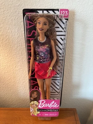 2018 Barbie Fashionistas #123 Doll - NRFB - Image 1 of 4