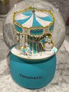 Tiffany & Co Karussell musikalische Schneekugel brandneu in Box Weihnachtsgeschenk - Bild 1 von 1