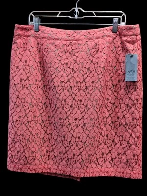 Apt. 9 Pink Lace Beige Underlayment Pencil Skirt - Size 16 - Image 1 of 4