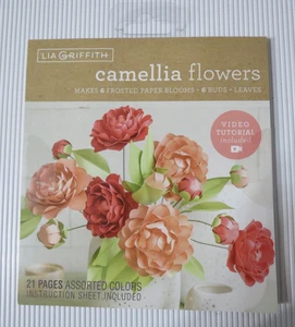 Lia Griffith Kamelienblüten Set ergibt 6 Blüten 6 Knospen und Blätter - Bild 1 von 5