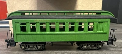 Roundhouse HO 34’ Overton Coach Crystal River usado Foto 1 de 4