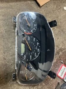 02 03 04 Honda Odyssey Speedometer Instrument Panel Cluster OEM - Picture 1 of 6