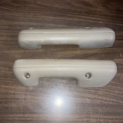 Door Panel Pulls Arm Rests LX TAN 86-92 93 Mazda B2000 B2200 B2600i 1986-1993 Foto 1 de 4