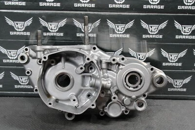 2002 SUZUKI RM250 K2 OEM LEFT ENGINE MOTOR CRANKCASE CRANK CASE - Image 1 of 4
