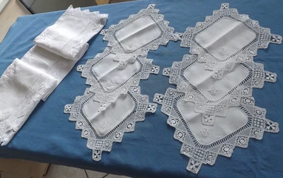 6 serviettes + nappe, faites et brodées main, très belle dentelle, ancien - Photo 1/4