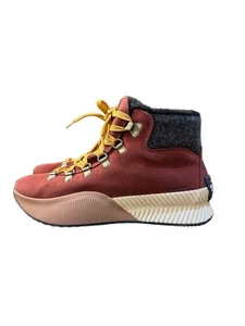 Sorel Women’s Out N About III Conquest WP Waterproof Boots Red Black Size 8.5 - Picture 1 of 9