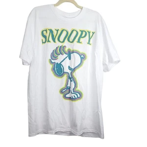 Snoopy Peanuts Unisex Large White Short Sleeve T-Shirt New without Tags Graphic - Picture 1 of 4