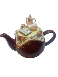 1997 Royal Albert Old Country Roses Teapot Burgundy Earthenware Tablecloth Lid - Picture 1 of 13