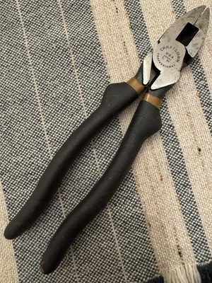 Alicate Craftsman Professional Modelo 45593 - Linesman - Hecho en EE. UU. Foto 1 de 4