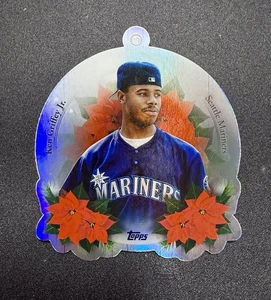 2025 Topps Holiday Ornament Ken Griffey Jr. Seattle Mariners #OO-15 Christmas - Picture 1 of 2