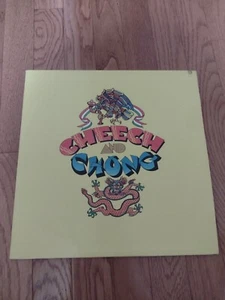 VG+ CHEECH AND CHONG SELF TITLED SP 77010 VINYL LP - Imagen 1 de 2