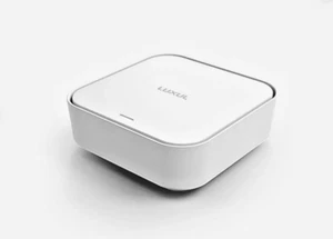 Punto de acceso de nodo de malla épica inalámbrico blanco LUXUL MN-10 con 2 líneas - Imagen 1 de 4