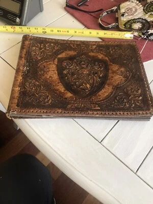 Vintage Leather Photo Album with Embossed coat of arms 14x 10 pics - Image 1 of 4