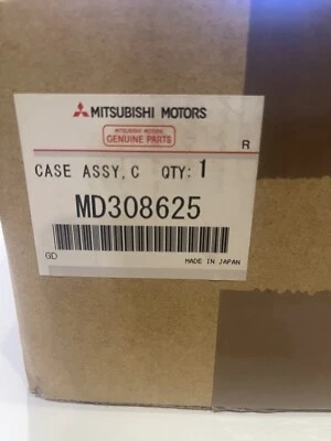 Mitsubishi Genuine Oil Pump MD308625 97-04 Montero Sport 3.0L New Sealed Box - Image 1 of 2