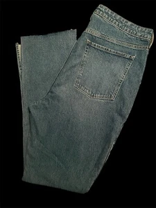 Old Navy Women's Extra High Rise Kicker Boot-Cut Jeans Med Wash Sz 18 TALL NWOT - Picture 1 of 5