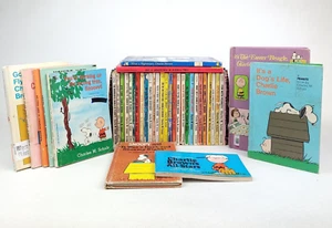39 Vintage Charlie Brown Peanuts Hardcovers & Paperbacks Charles M Schulz Comics - Picture 1 of 19