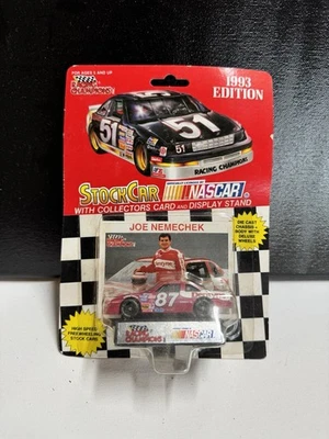  Joe Nemechek No87 Dentyne 1993 Racing Champions масштаб 1:64 литая модель Nascar новая - Изображение 1 из 2