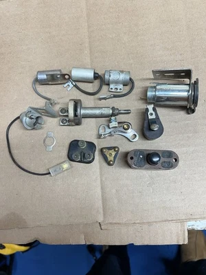 Lote De Varios Piezas Electrónicas Coche Condensadores Puntos Interruptores Foto 1 de 4