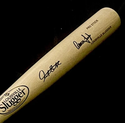 Bate automático firmado por Aaron Judge y Giancarlo Stanton MLB Yankees *auténtico fanático* Foto 1 de 4