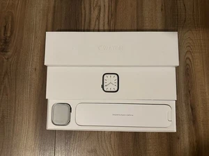 Apple Watch Series 7 Boîtier 45mm avec Boucle Milanaise - Acier Inoxydable Graphite,... - Photo 1 sur 10
