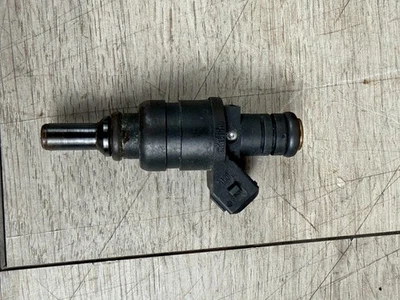 BMW Z4 2003-2005 - Inyector de combustible 1427240 Foto 1 de 4