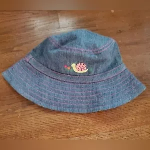 Vtg GYMBOREE Girls L/XXL Denim sunhat snail veggies - Picture 1 of 8