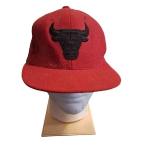 NBA Chicago Bulls Mitchell & Ness Snapback Hat Red Fleece Cap One Size Fits All - Picture 1 of 5