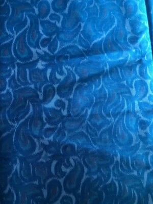 Coupe de doupion de soie imprimé sur chaîne 110 x 125 cm - Photo 1/4