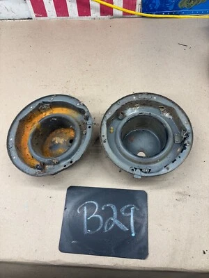 1951 1950 52 53 54 OLDSMOBILE BUICK CHEVROLET ФАРЫ ДЕРЖАТЕЛЬ ВЕДРА КАРМАНЫ OE - Изображение 1 из 4