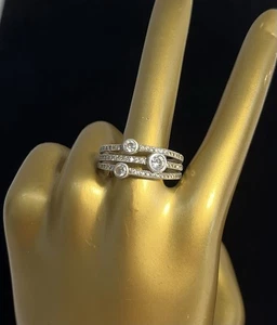 Sterling Silber 925 Drei Band Weiß CZ Kristall Ring 3 Gramm Größe 7,5 - Bild 1 von 17
