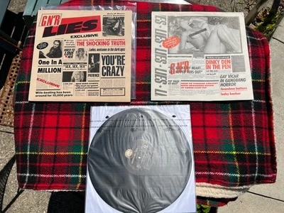 Near Mint 1988 12" LP GNR Lies  Guns N Roses  GHS24198 Uncensored Vinyl Album - Image 1 of 4