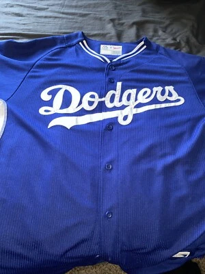 Camiseta Yasiel Puig 66 Los Angeles Dodgers Azul Majestic - Tamanho Adulto Médio - Imagem 1 de 4