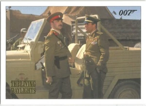 James Bond Archives 2016 Spectre #37 "Living Daylights" Gold Chase Card #093/125 - Bild 1 von 1