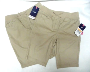 NWT! 2 Pair IZOD Girl's Kid's Chino Shorts Size 7 - Picture 1 of 5